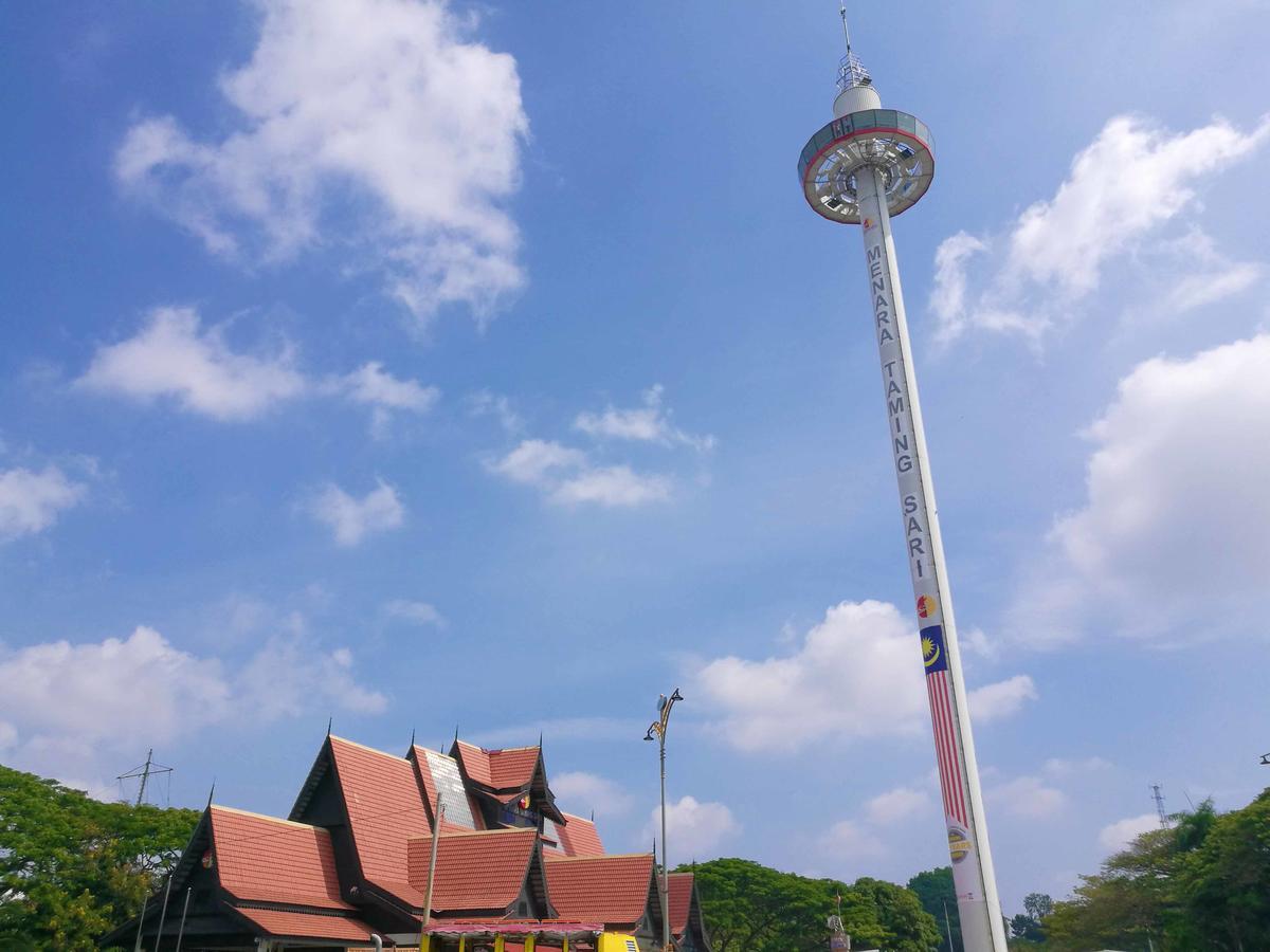 Branded Hotel Malacca Exterior photo